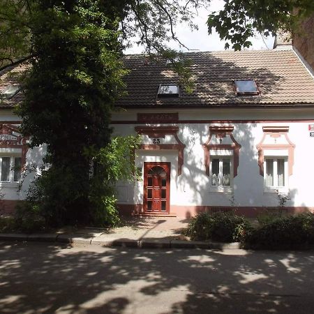 Pension U Akatu Прага Екстер'єр фото
